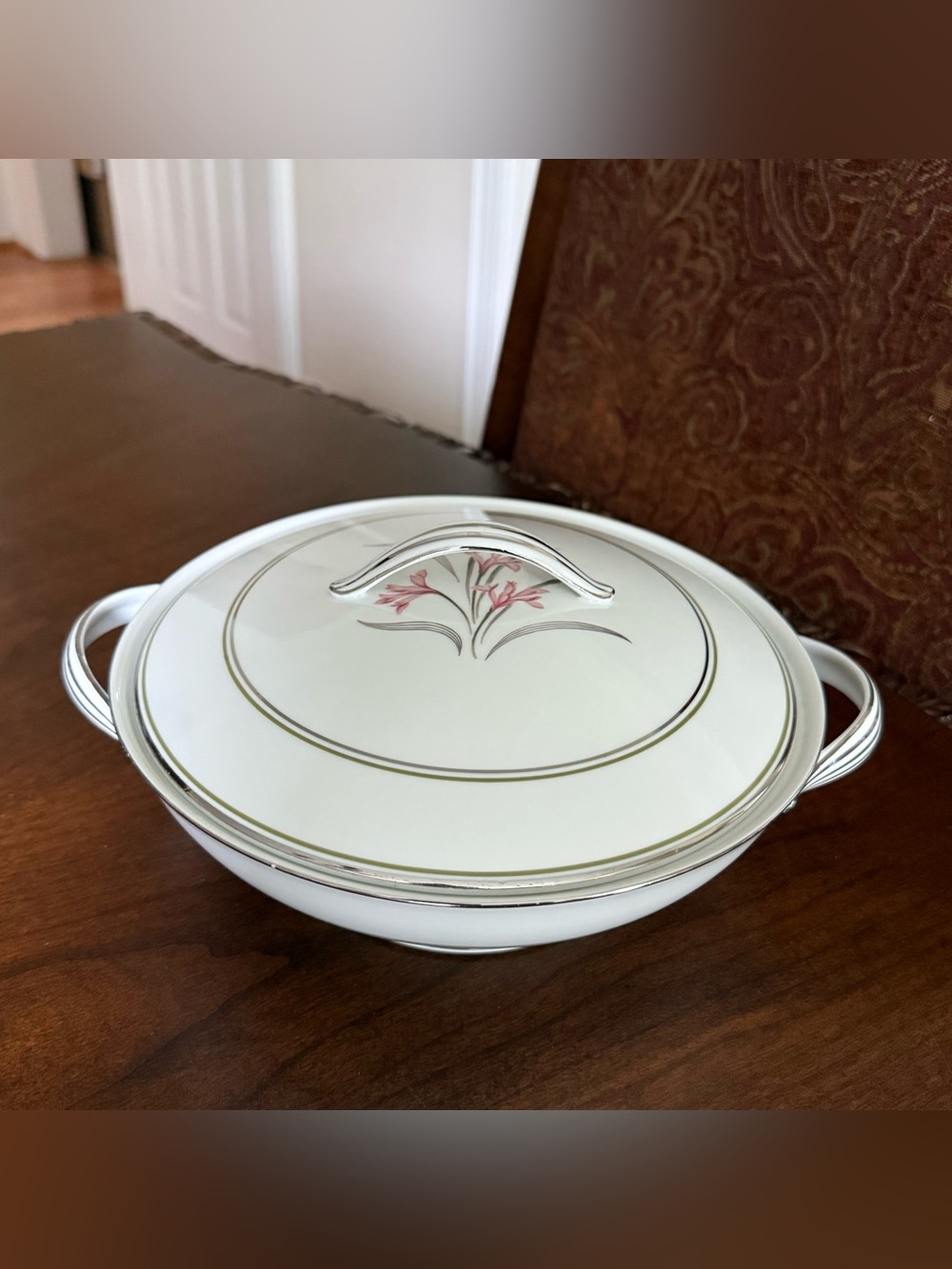 Vintage Noritake Fine China Kent #5422 Covered  Vegetable Serving Bowl w/Handles